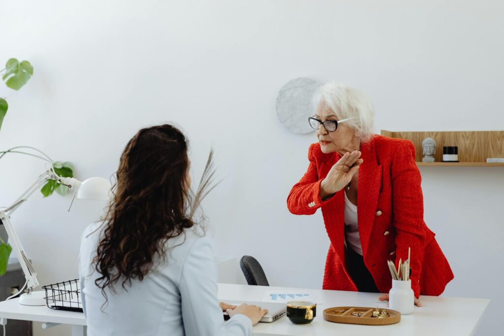 two women arguing